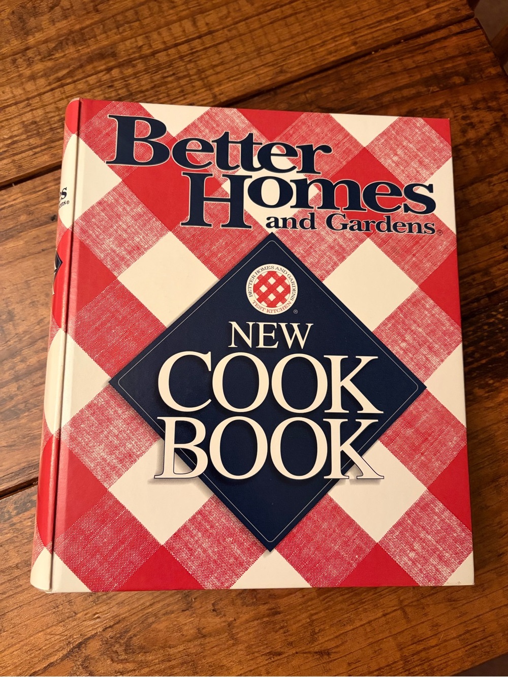 Better Homes And Gardens Red and White New Cook Book